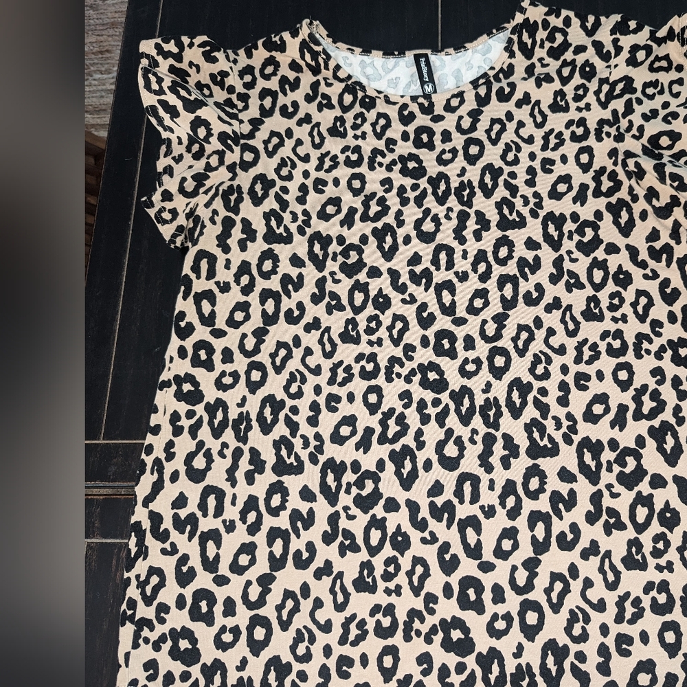Ladies Med Animal Print Top